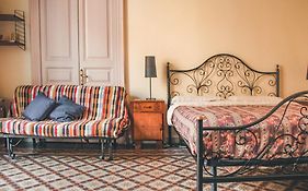 Casa Verdi - House Of Travelers